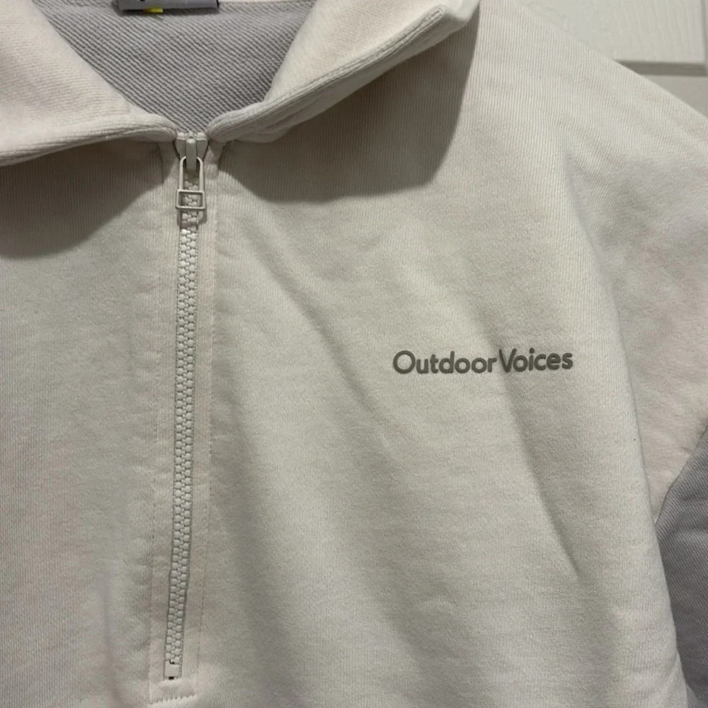 Outdoor Voices cropped sweatshirt - Picture 2 of 5